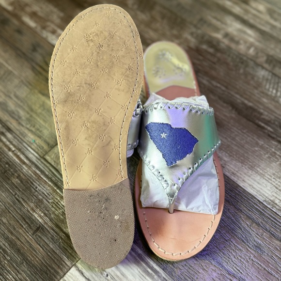 Jack Roger sandals with embroidered South Carolina in the top. - Picture 4 of 5